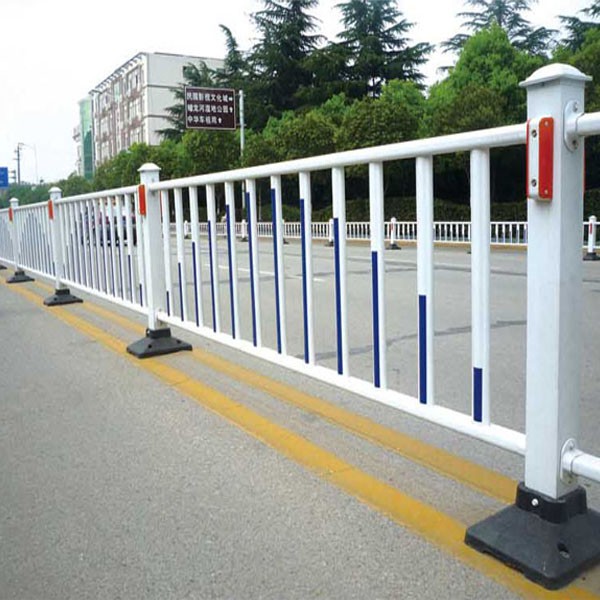 <a href='http://yunjingkun.com' target='_blank'><u>道路<a href='http://yunjingkun.com' target='_blank'><u>護欄</u></a></u></a>